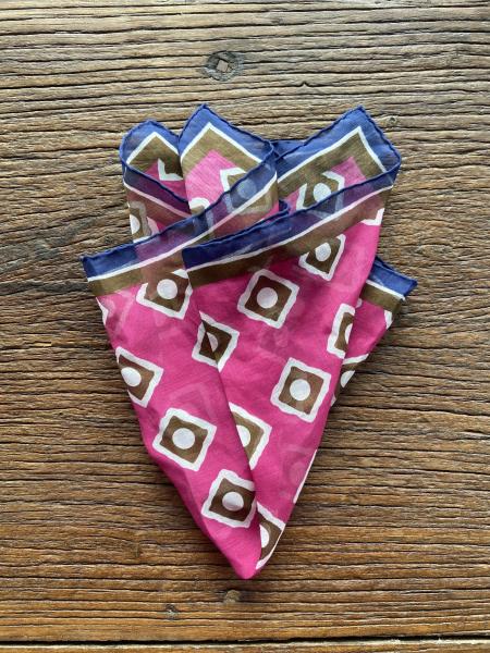 PINK BROWN SQUARES AND NAVY BORDER POCKET SQUARE