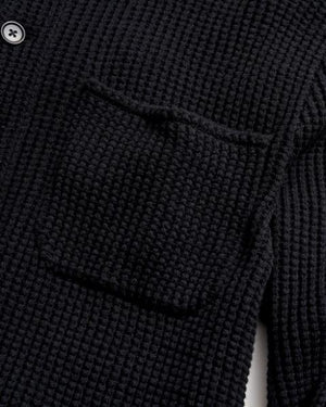 BUTTON PLACKET WAFFLE PULLOVER, BLACK