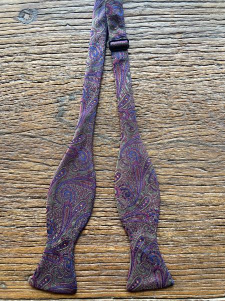 HOWARD CHASTAIN PAISLEY BOWTIE